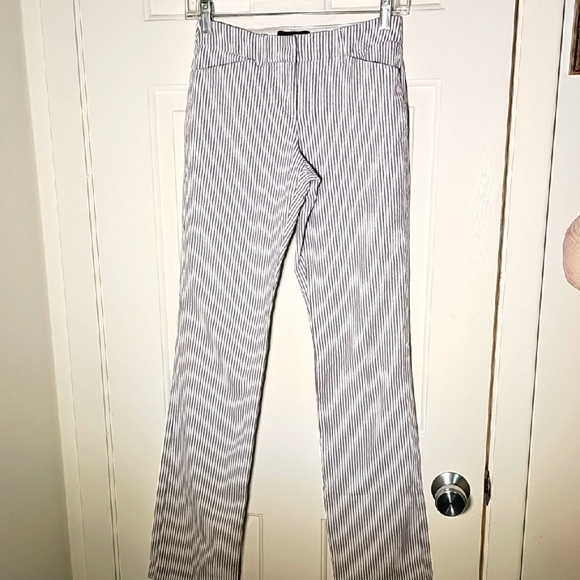 Striped Blue and White Women's Pants By EXPRESS. SZ 00L COTTON - Picture 1 of 11